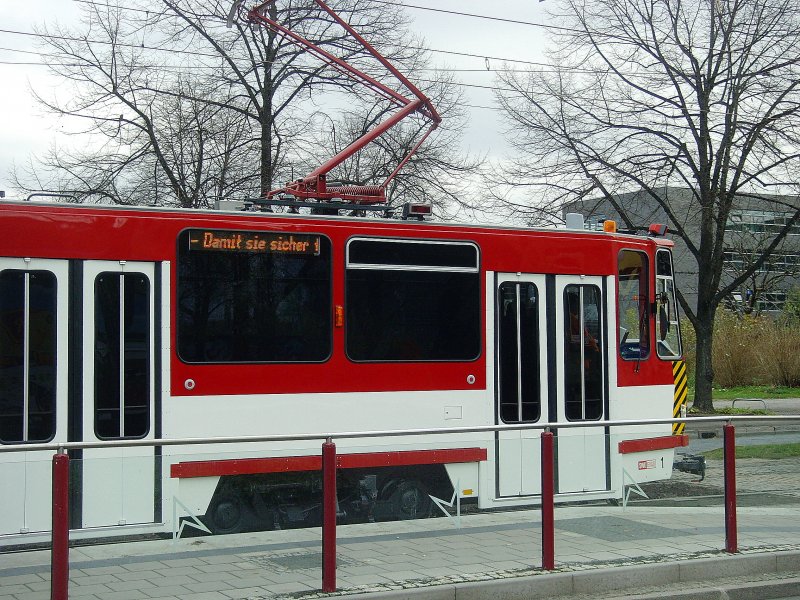 Dienstwagen 1 (KT4D) in der Magdeburger Allee
